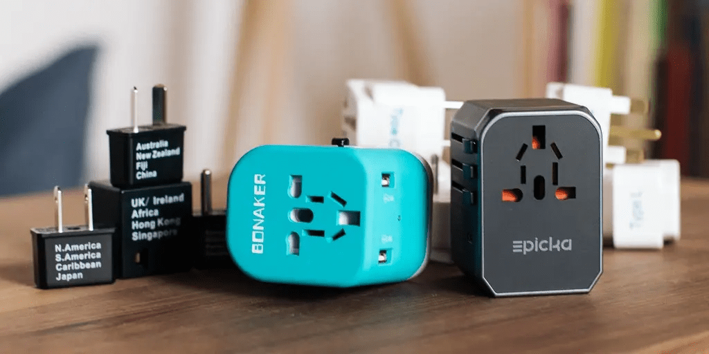 universal travel adapter
